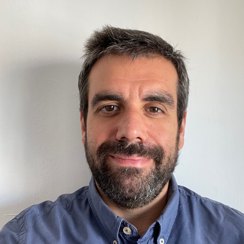 Rafael Moreno Santamaría